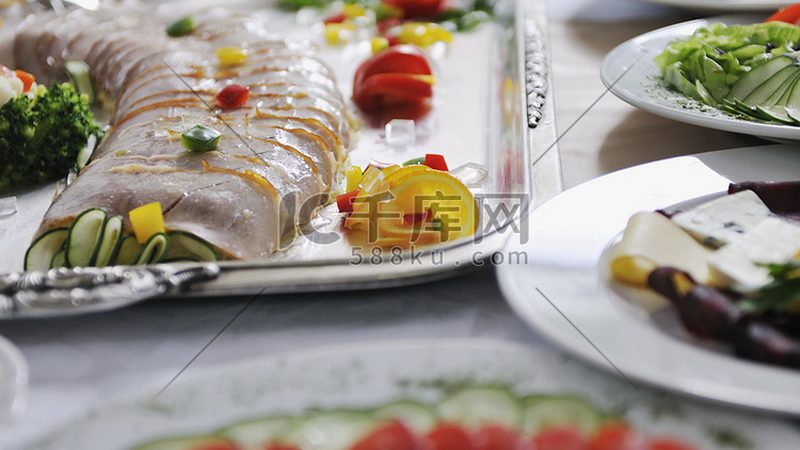 食品代工：样品与量产成品的差异解析**